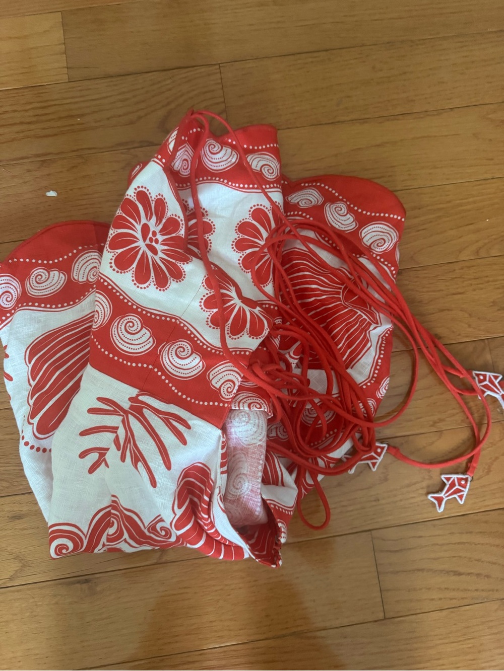 Farm Rip Red Shell-Print Strappy Mini Dress Large - Picture 4 of 4